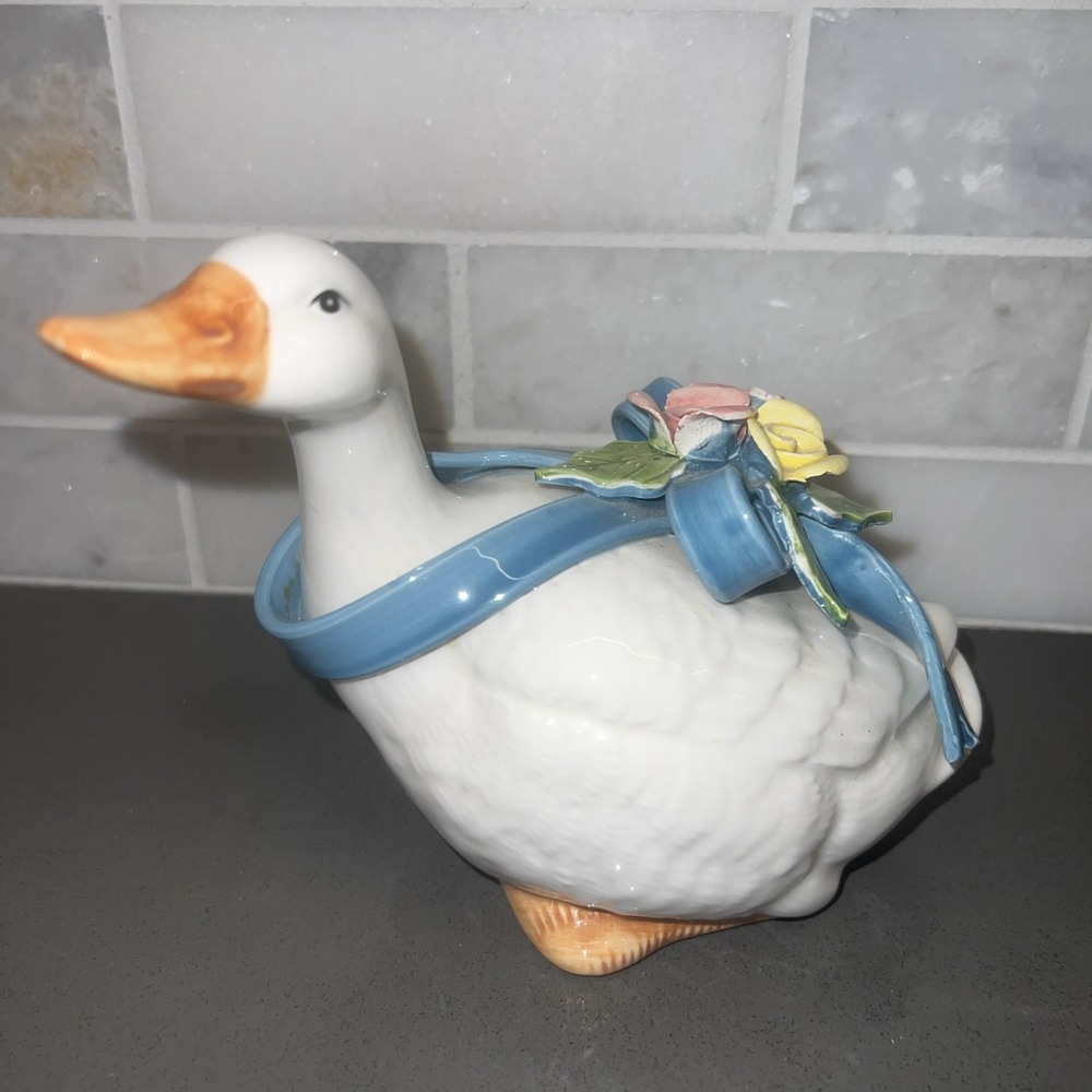 Vtg Porcelain 8"x 5" Goose Duck 1987 Roses Flowers Blue Bow Taiwan Cottagecore